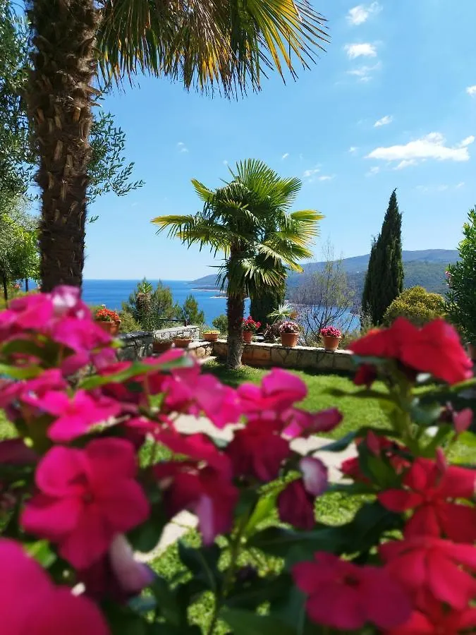 Ivana Apartment Rabac