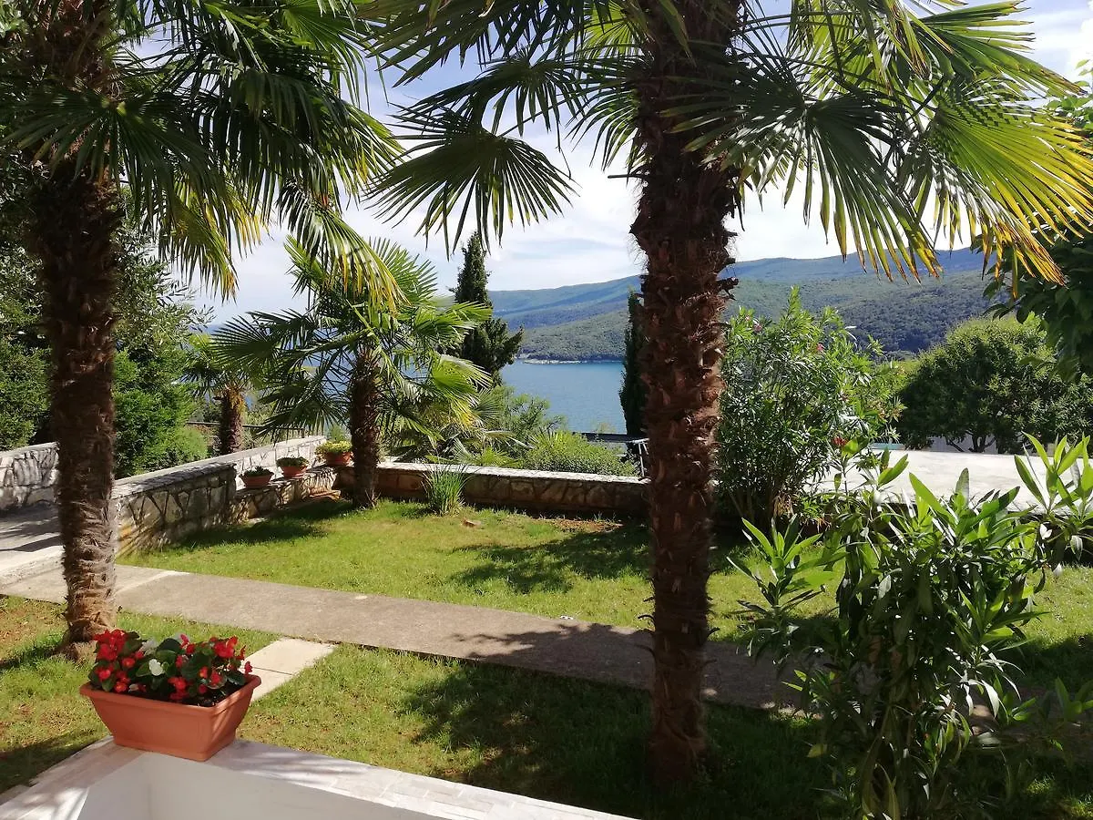 Ivana Apartment Rabac